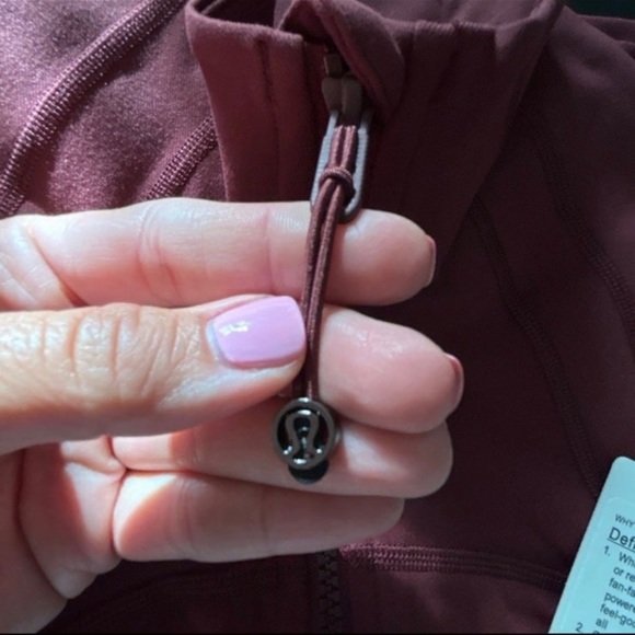 (NWT) Lululemon Define Jacket Luon in Red Merlot - Picture 7 of 9